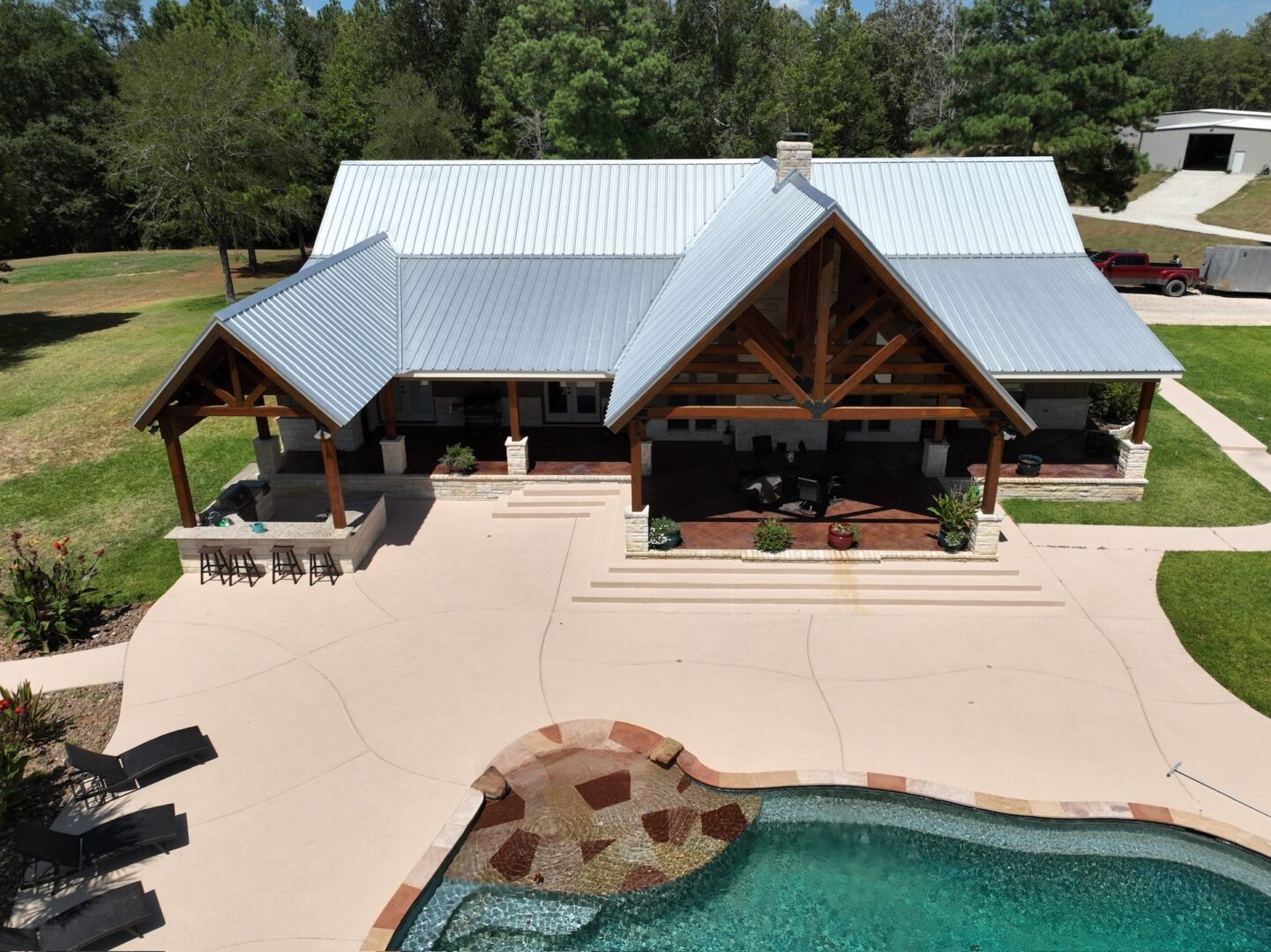 New metal roof installed at this home in Lufkin Texas by Roof Ryders